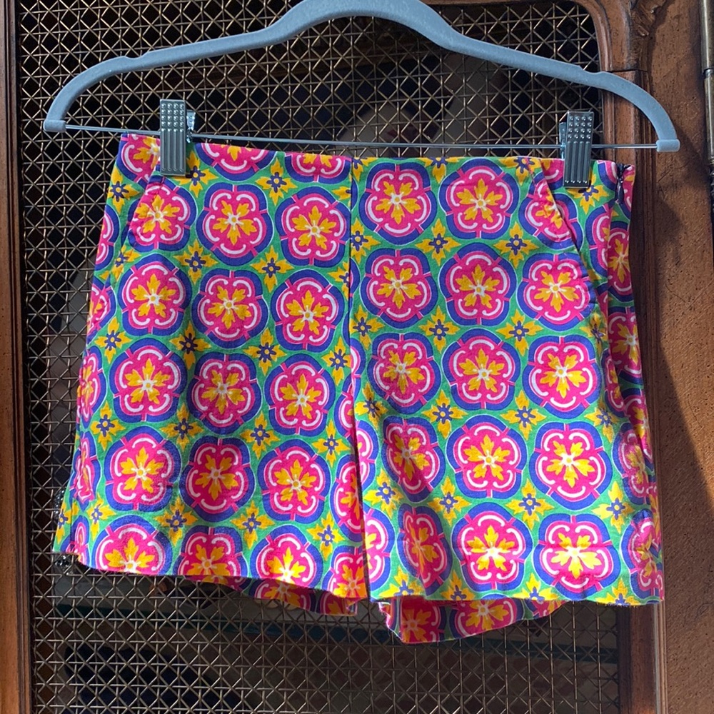 Trina Turk Corbin Bright Colorful Mid Rise Shorts Sz 4
